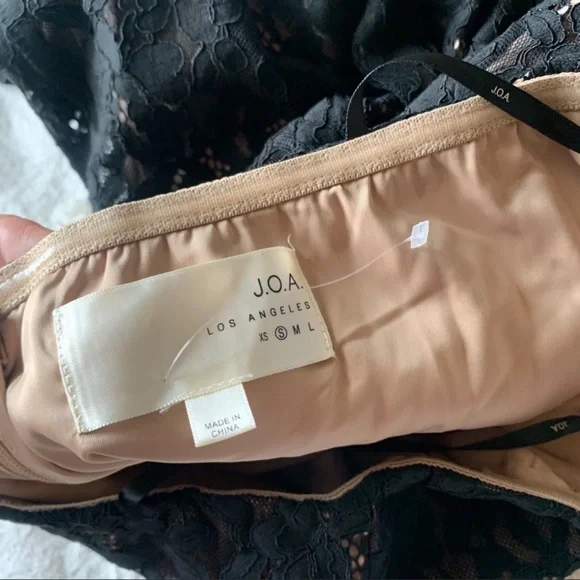 new✨ j.o.a anthro black lace and nude strapless romper - Picture 13 of 14